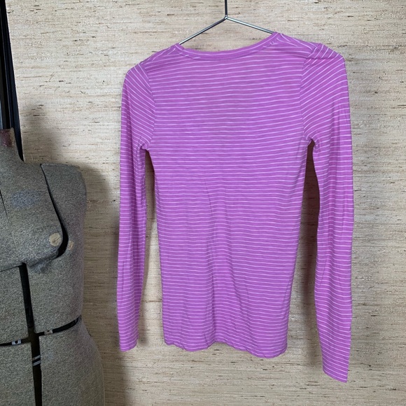 🍁 J.Crew Vintage L/S V-Neck Stripe T-Shirt - Picture 2 of 5